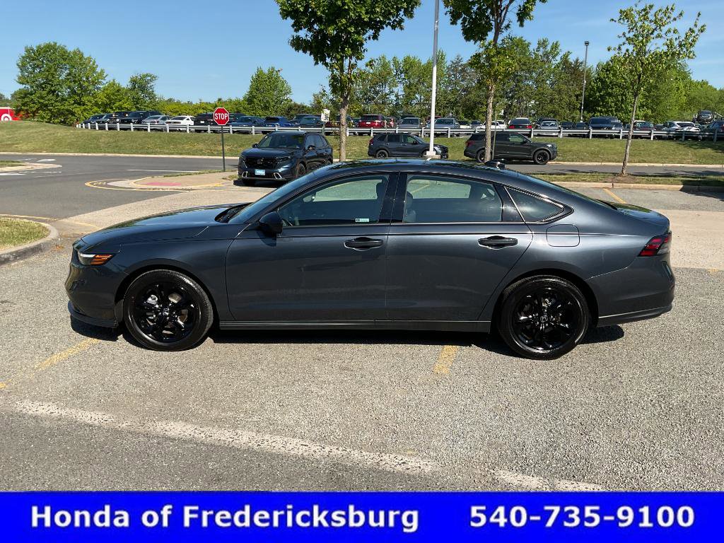 Certified 2025 Honda Accord SE image 3