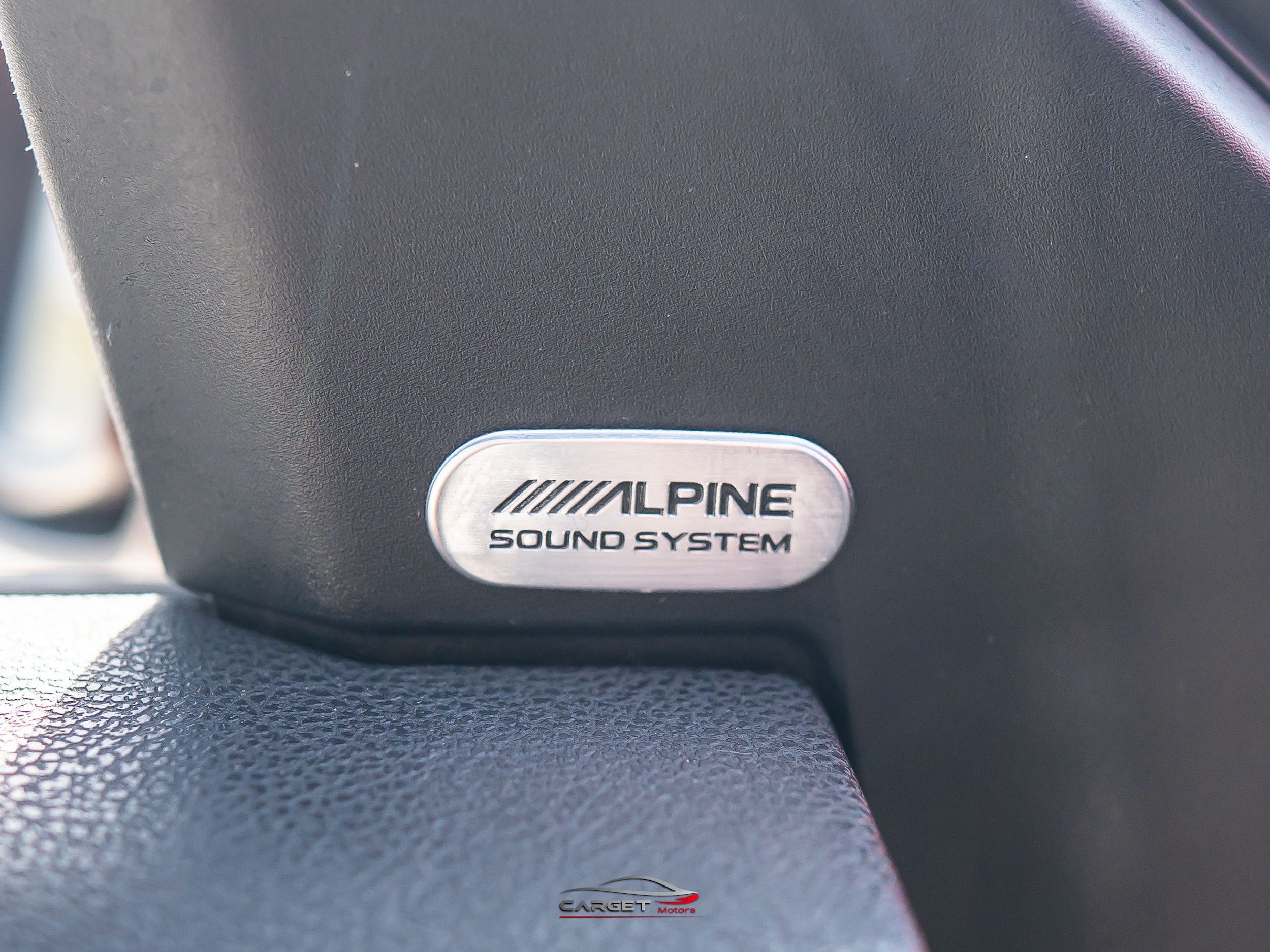 Used 2018 Dodge Charger R/T RWD image 39