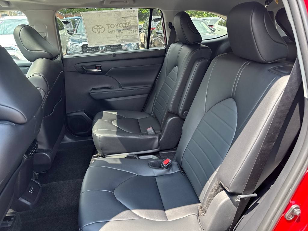 New 2026 Toyota Highlander XLE AWD/4WD image 34