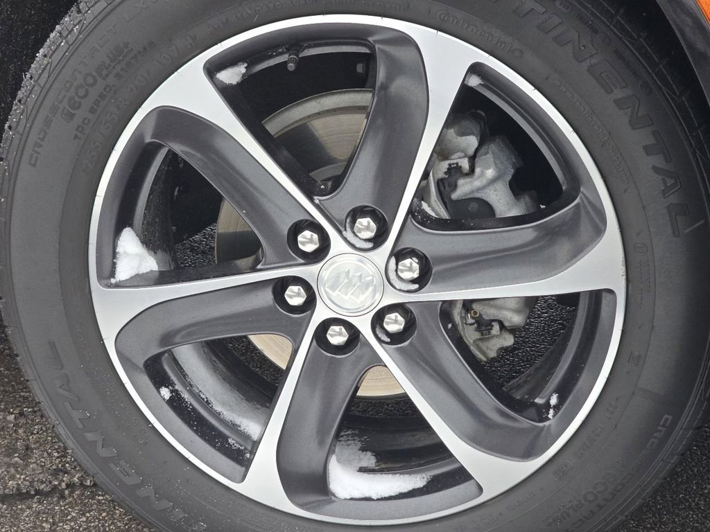 Used 2023 Buick Enclave Essence w/ LPO, Touring Package image 9