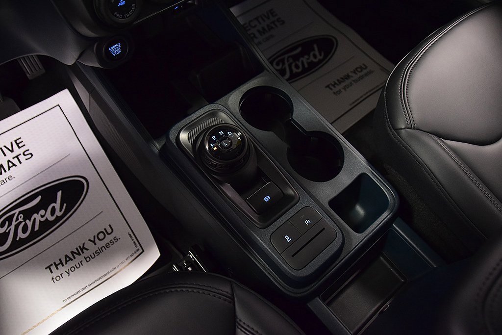 New 2025 Ford Maverick Lariat w/ Black Appearance Package image 23