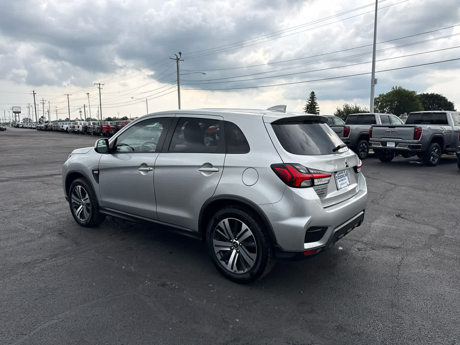 Used 2024 Mitsubishi Outlander Sport ES AWD/4WD image 3