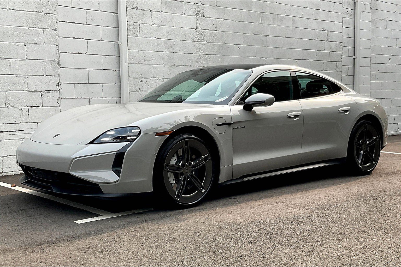 New 2025 Porsche Taycan Turbo