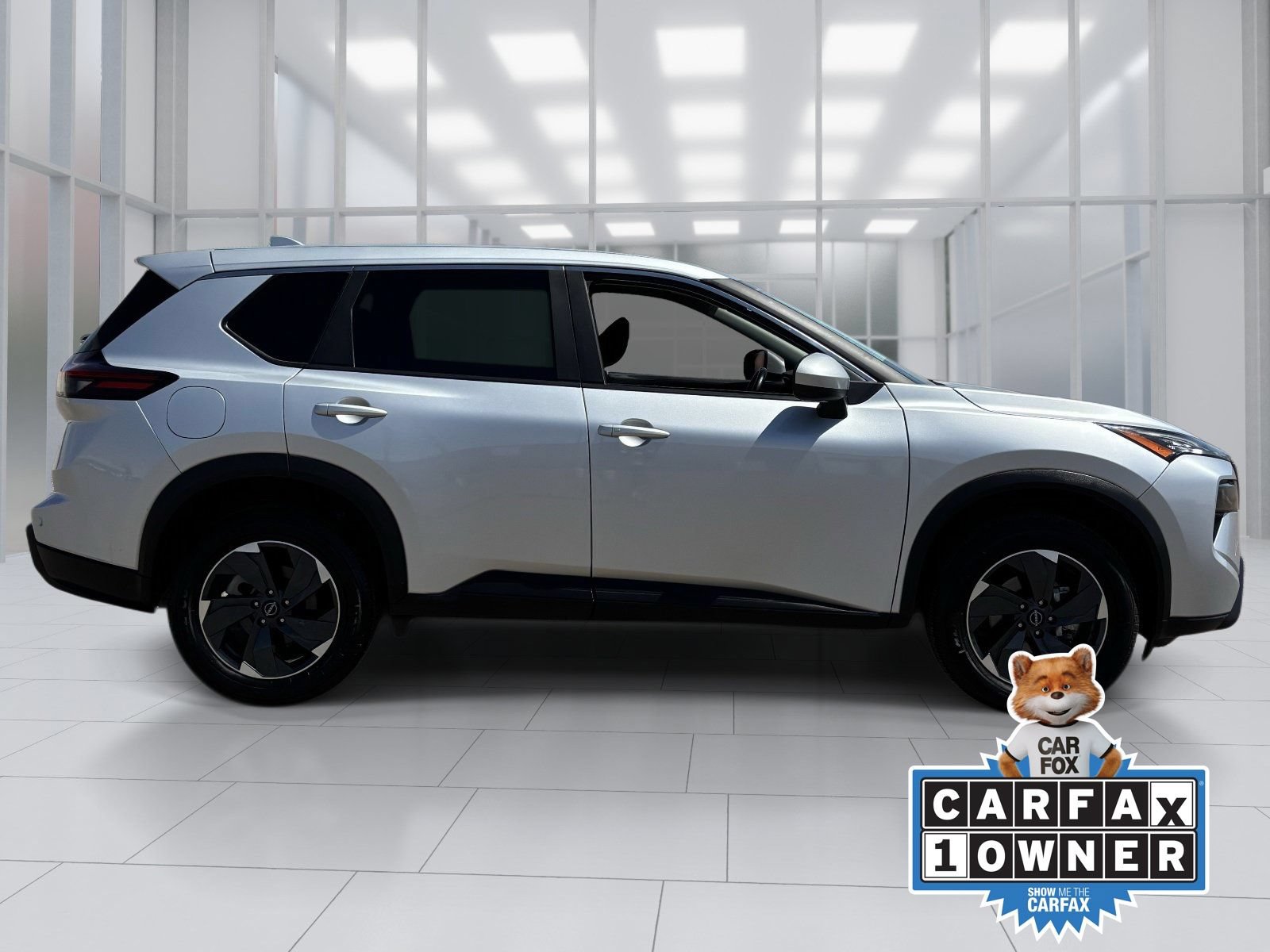 Used 2025 Nissan Rogue SV AWD/4WD image 7