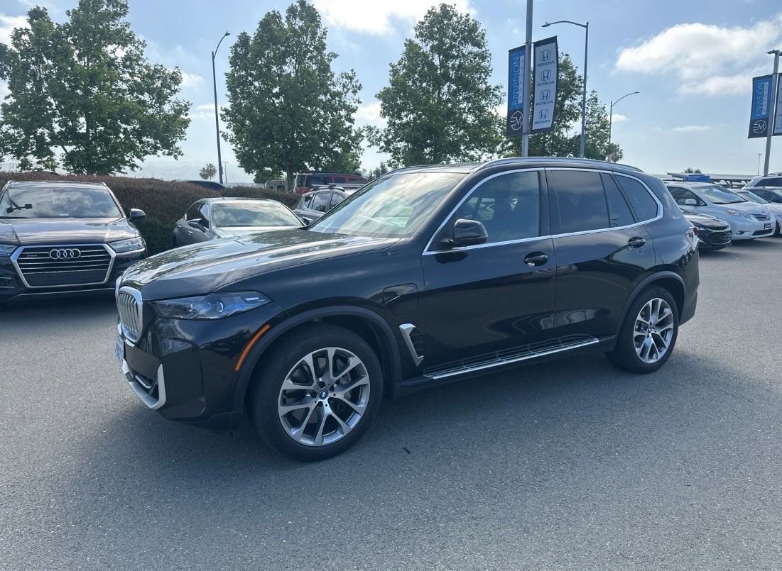 Used 2025 BMW X5 xDrive50e AWD/4WD image 5