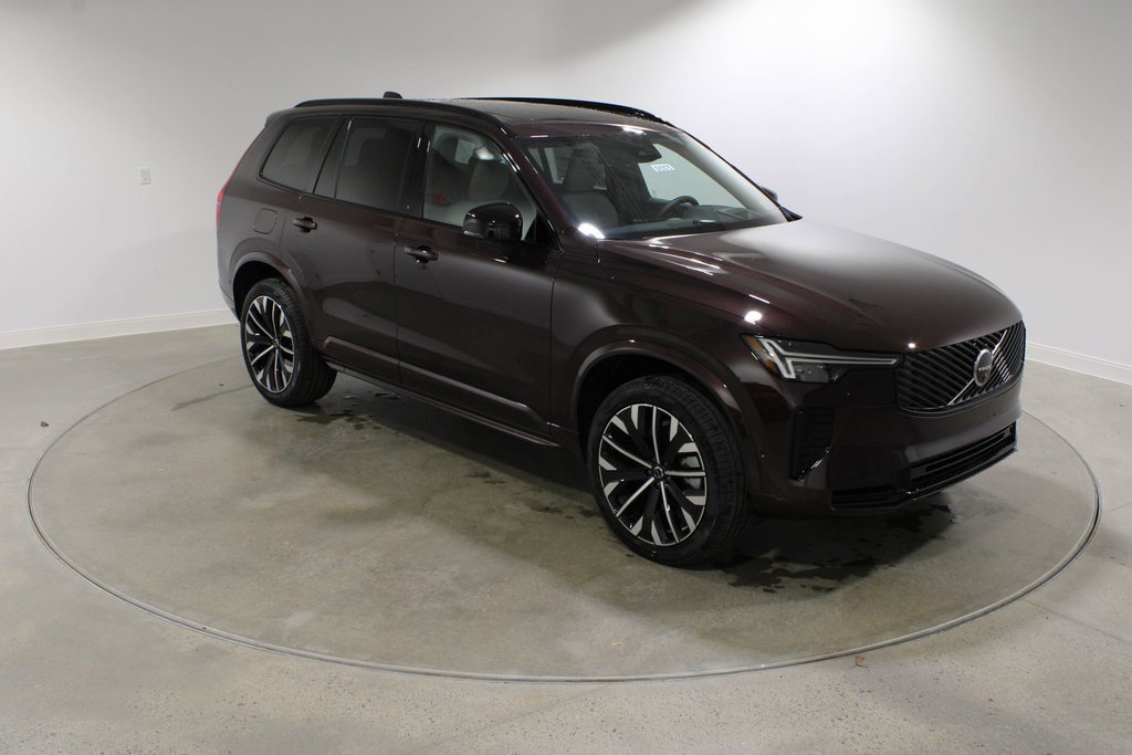 New 2026 Volvo XC90 B6 Ultra w/ Protection Package image 7