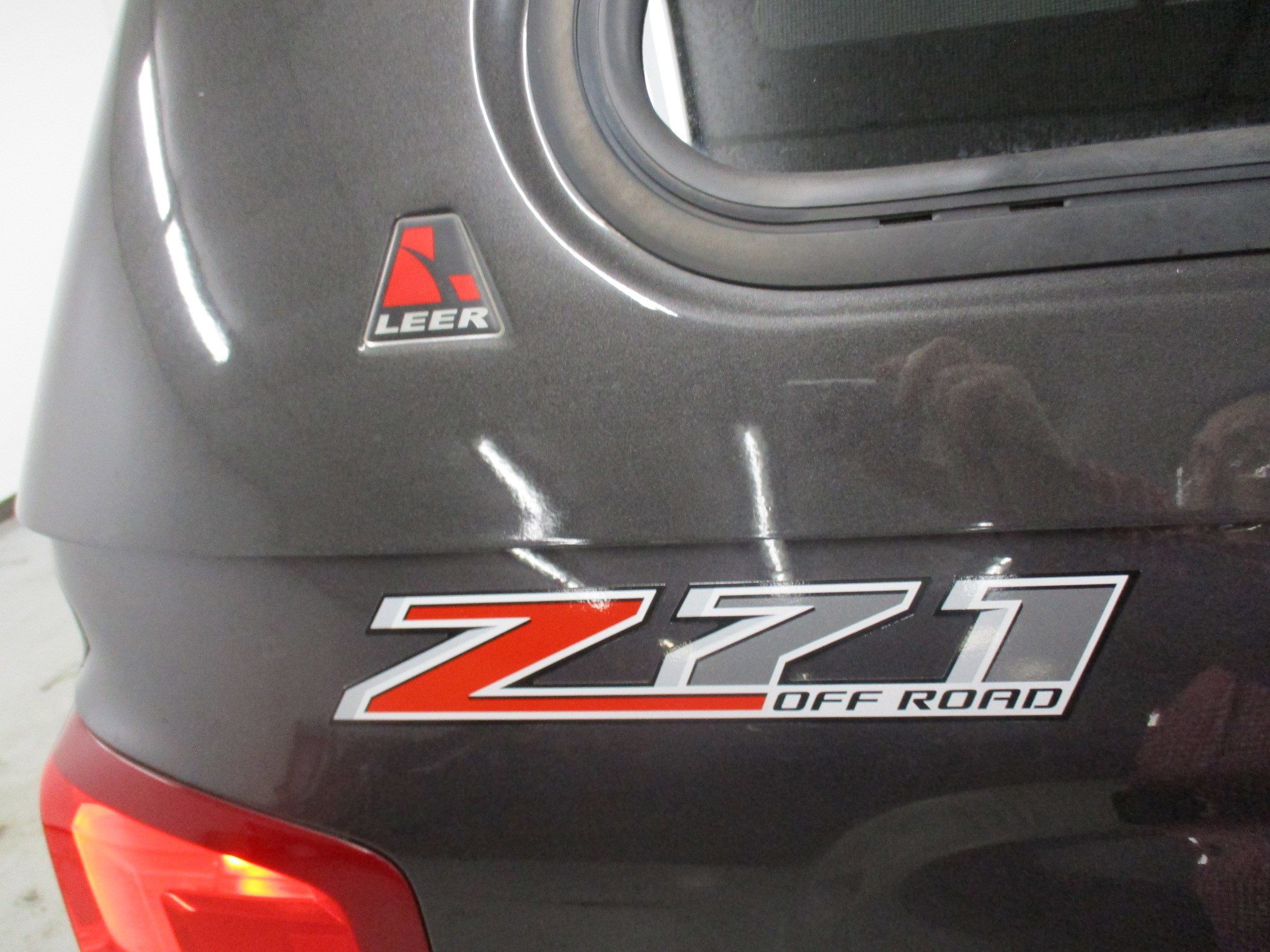 Used 2016 Chevrolet Silverado 1500 LTZ Z71 w/ LTZ Plus Package image 12