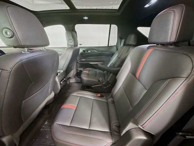 Used 2024 Chevrolet Traverse RS image 26