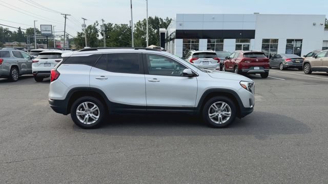 Certified 2021 GMC Terrain SLE w/ Driver Convenience Package AWD/4WD image 9