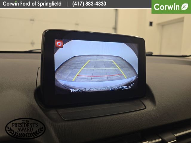 Used 2019 Toyota Yaris LE FWD image 21