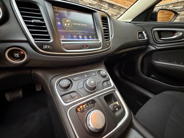 Used 2016 Chrysler 200 Limited w/ Anniversary Edition FWD image 21