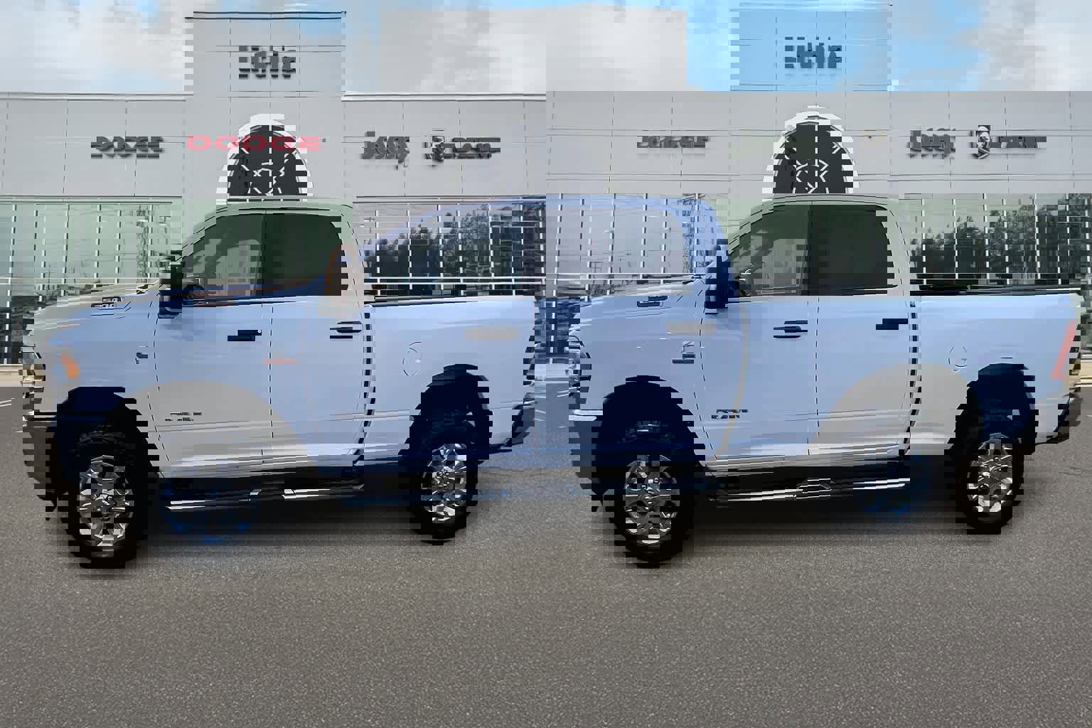 Used 2024 RAM 2500 Big Horn image 3