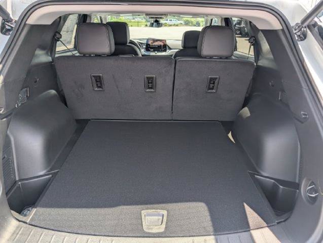 New 2026 Chevrolet Blazer LT w/ Sound & Technology Package FWD image 16