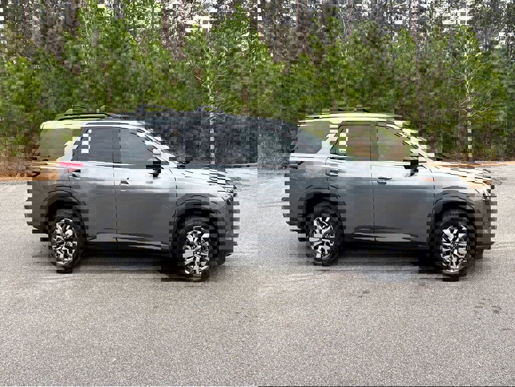 New 2026 Nissan Pathfinder SL image 32