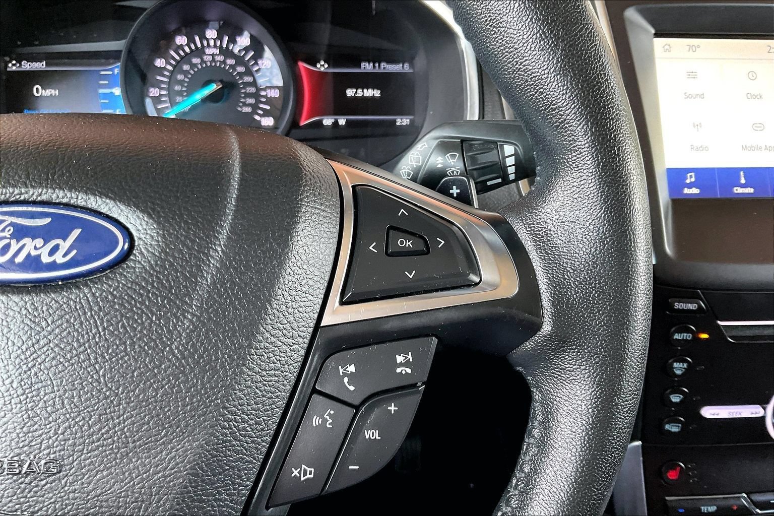 Used 2019 Ford Edge Titanium AWD/4WD image 11