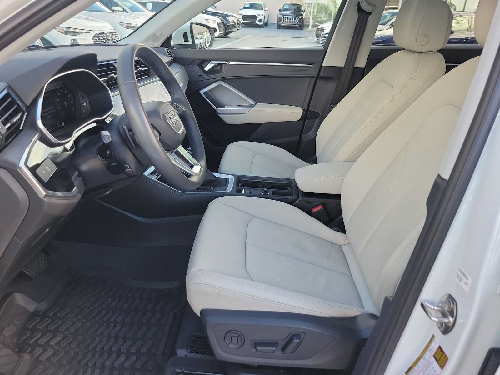 Certified 2023 Audi Q3 2.0T Premium Plus AWD/4WD image 15