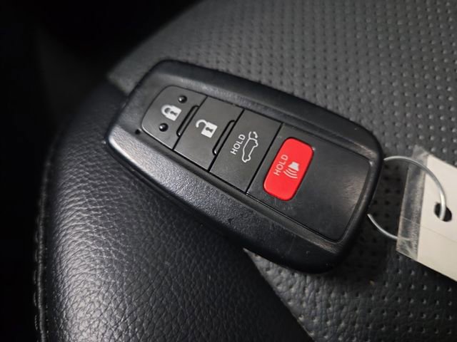 Used 2023 Toyota Highlander L image 34