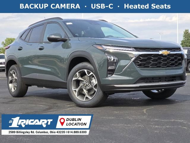 Used 2025 Chevrolet Trax LT w/ Driver Confidence Package image 1