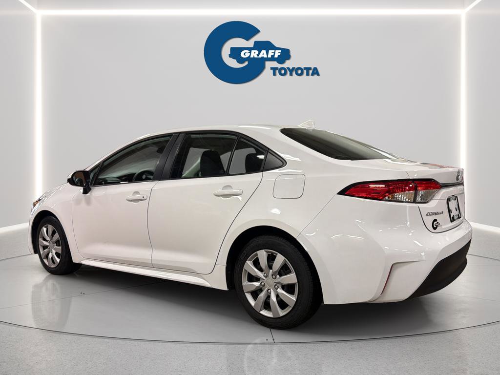 Used 2024 Toyota Corolla LE FWD image 4