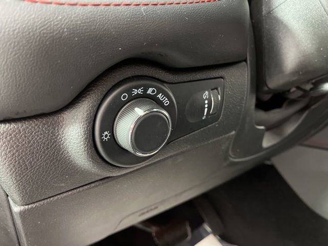 Used 2023 Dodge Durango GT RWD image 31