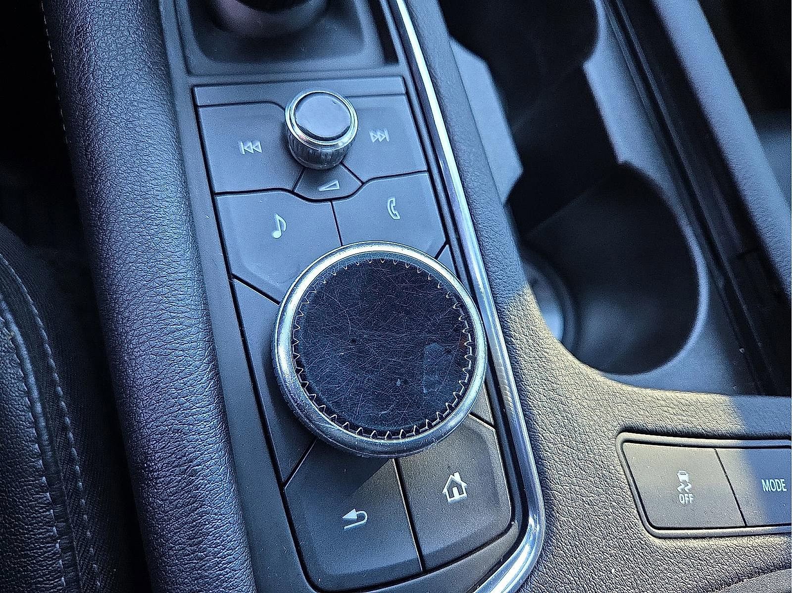 Used 2020 Cadillac XT6 Premium Luxury image 18