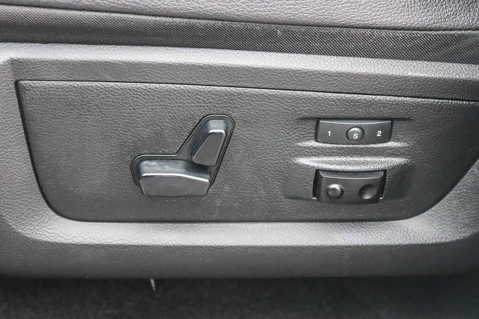 Used 2016 RAM 2500 Laramie w/ Convenience Group image 20