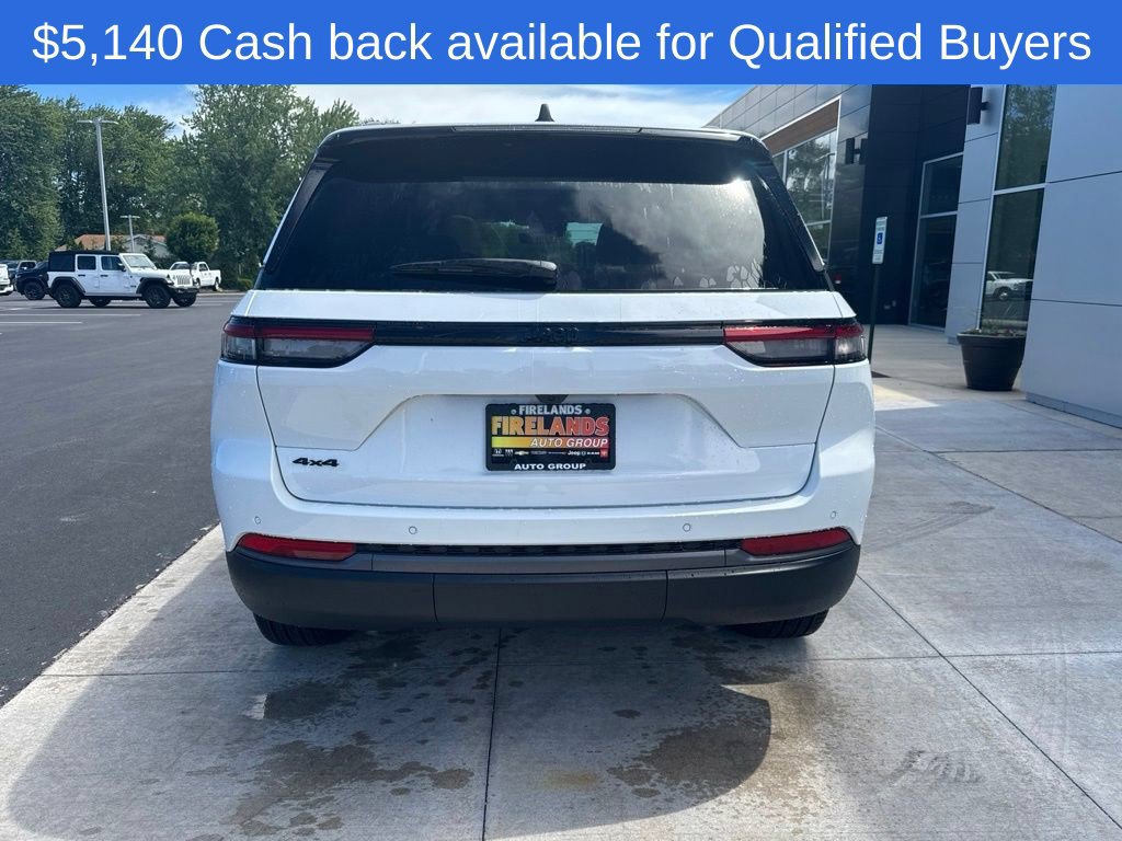 New 2026 Jeep Grand Cherokee Limited w/ Limited Altitude Package AWD/4WD image 5