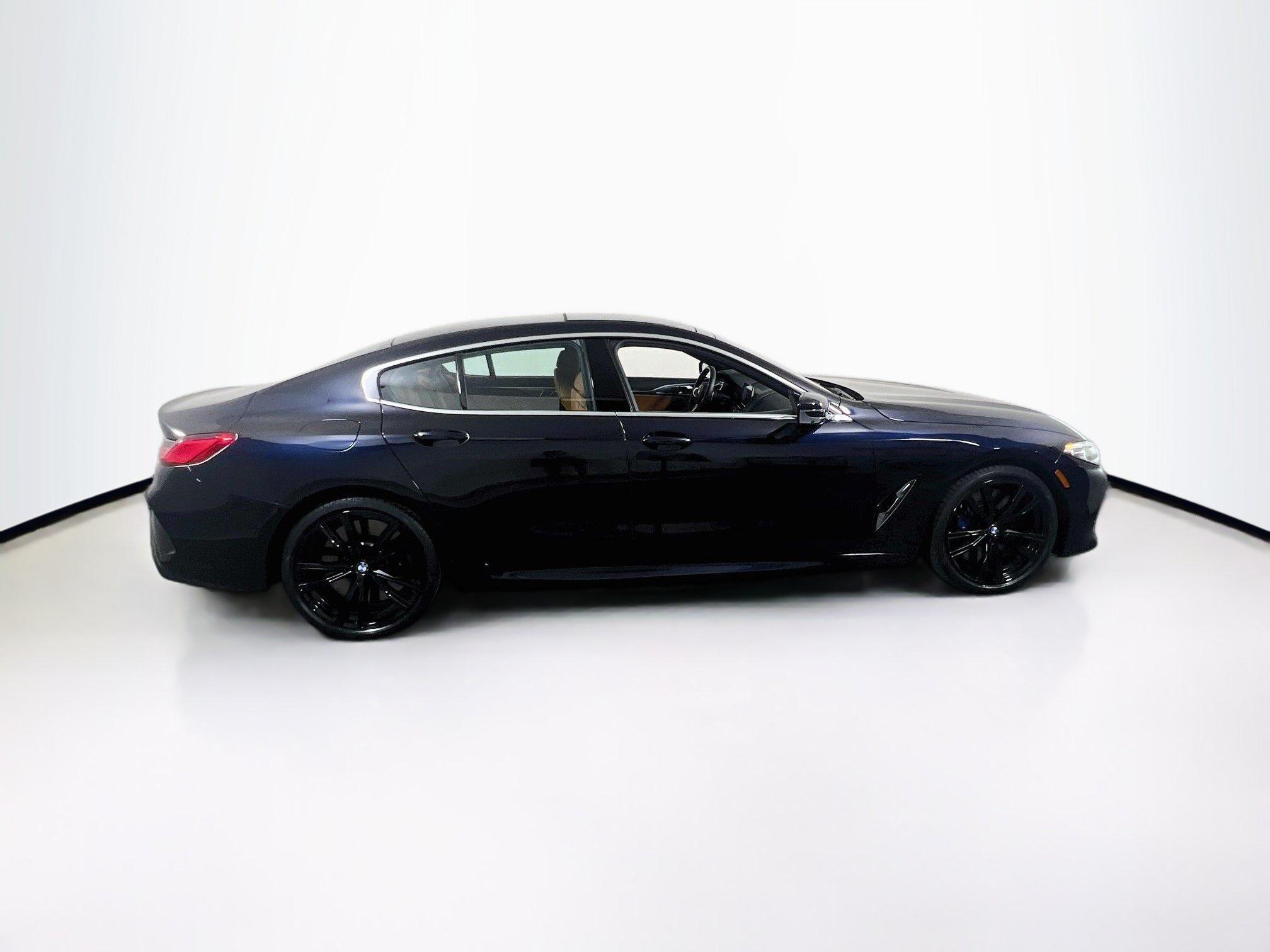 Used 2022 BMW M850i Gran Coupe xDrive w/ Driving Assistance Package AWD/4WD image 4