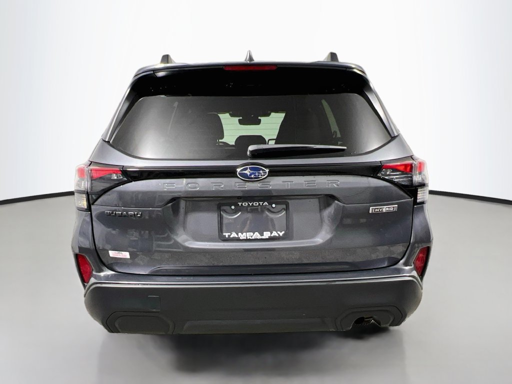 Used 2026 Subaru Forester Premium AWD/4WD image 4