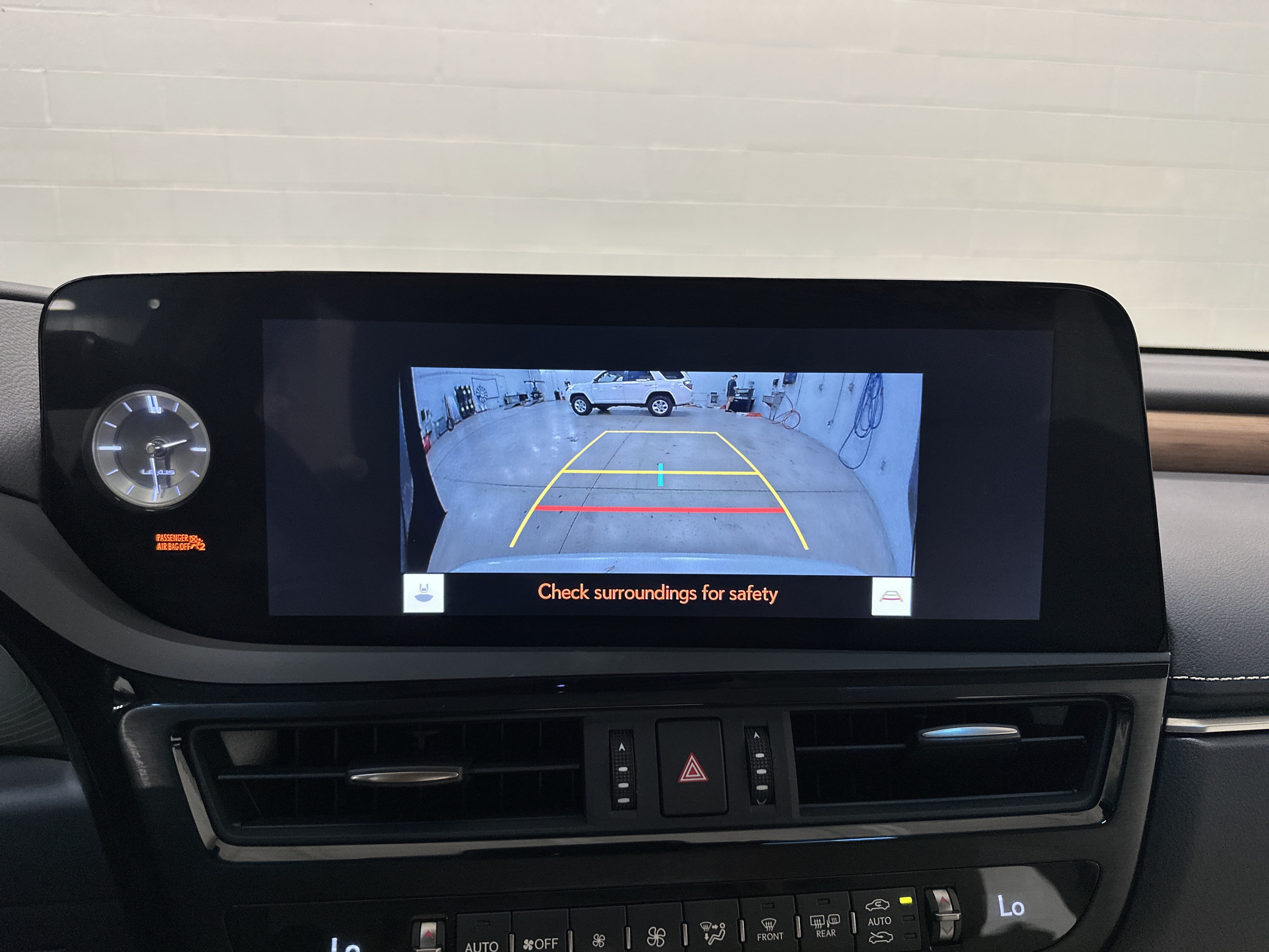 Used 2023 Lexus ES 350 w/ Accessory Package (Z2) FWD image 25