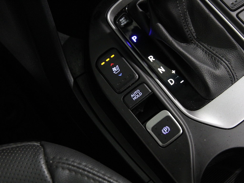 Used 2017 Hyundai Santa Fe Sport w/ 2.0T Ultimate Tech Package 05 image 16