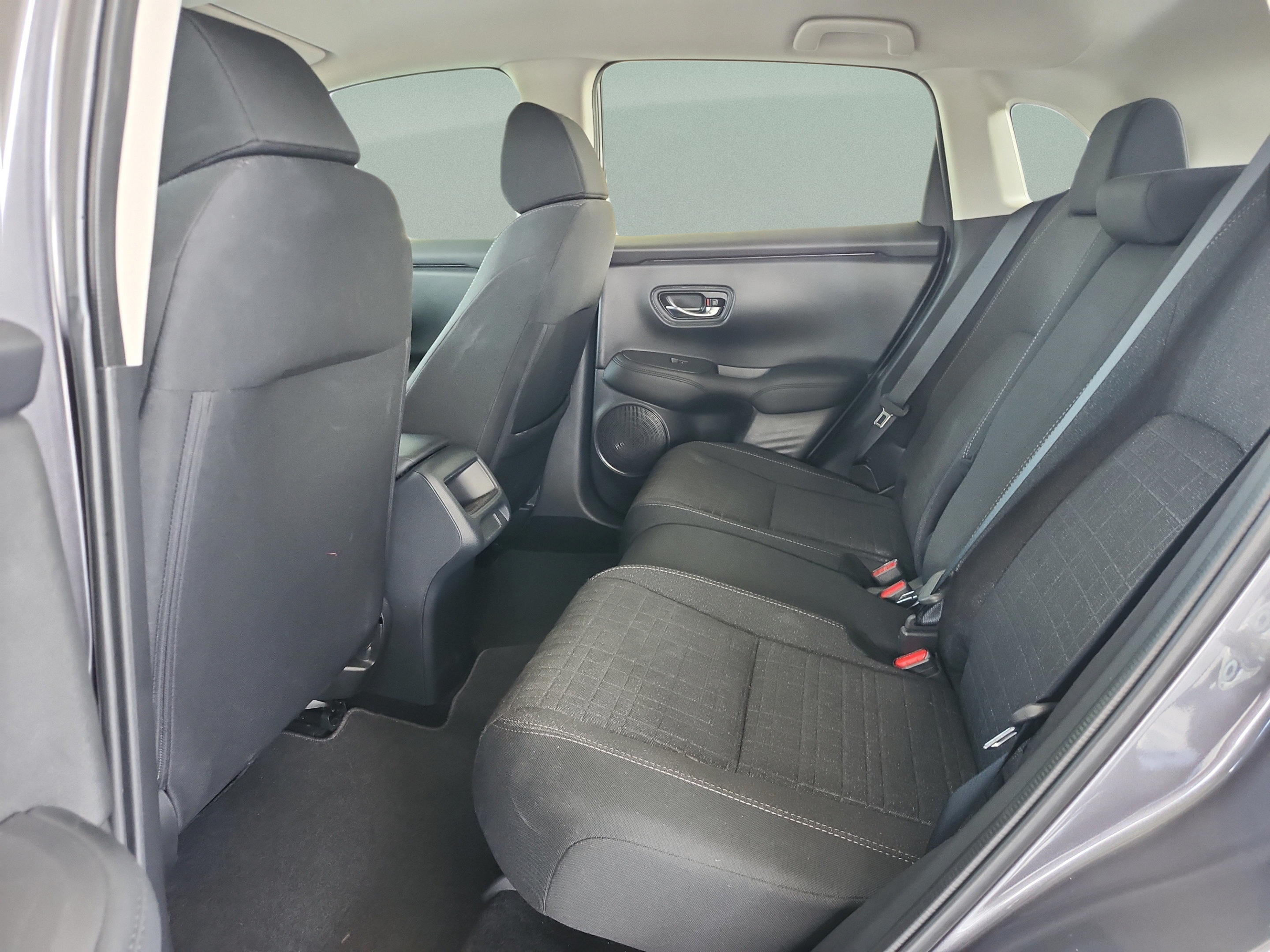 Certified 2026 Honda HR-V LX image 18