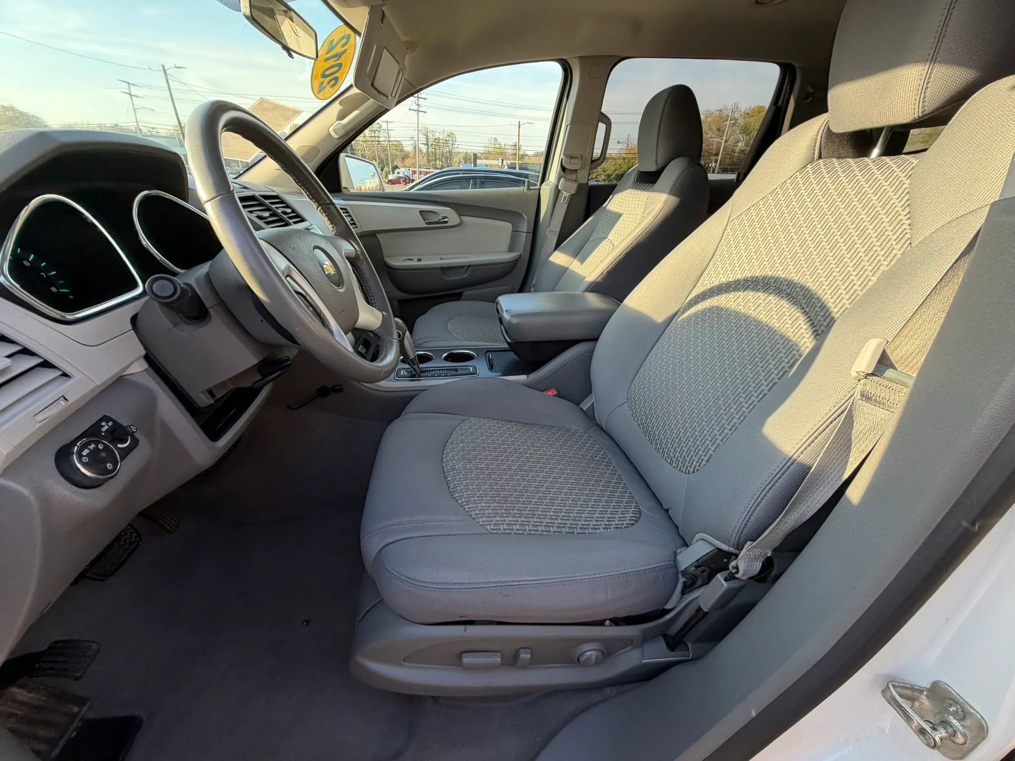 Used 2012 Chevrolet Traverse LT image 23