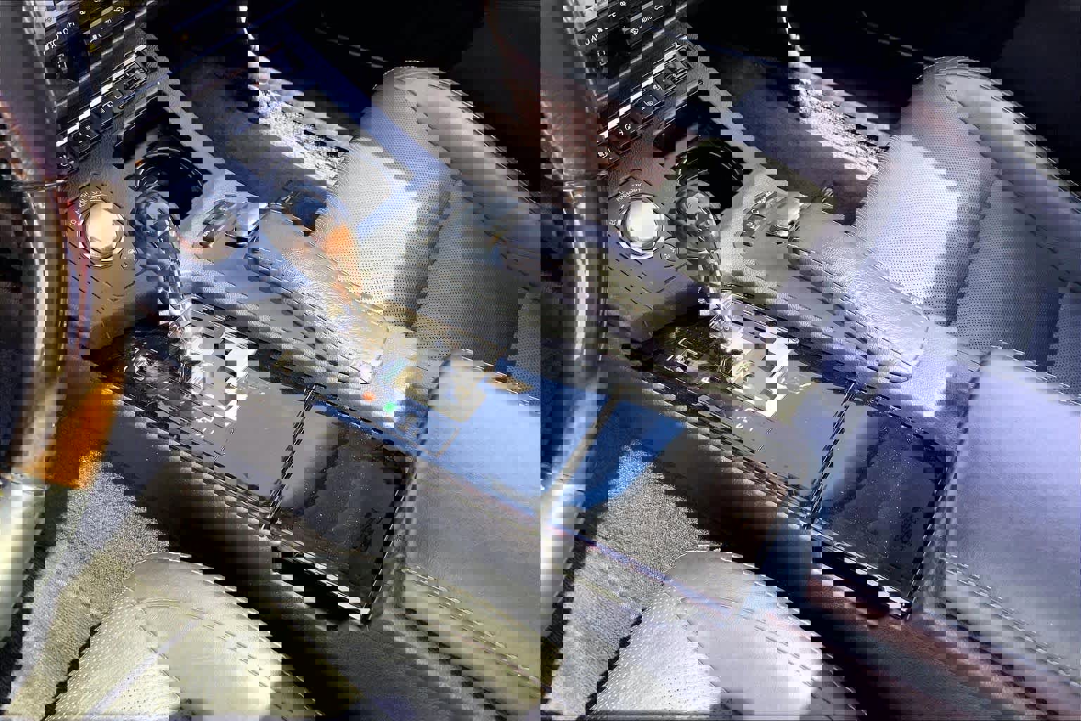 Used 2014 Lexus ES 350 w/ Luxury Package FWD image 16