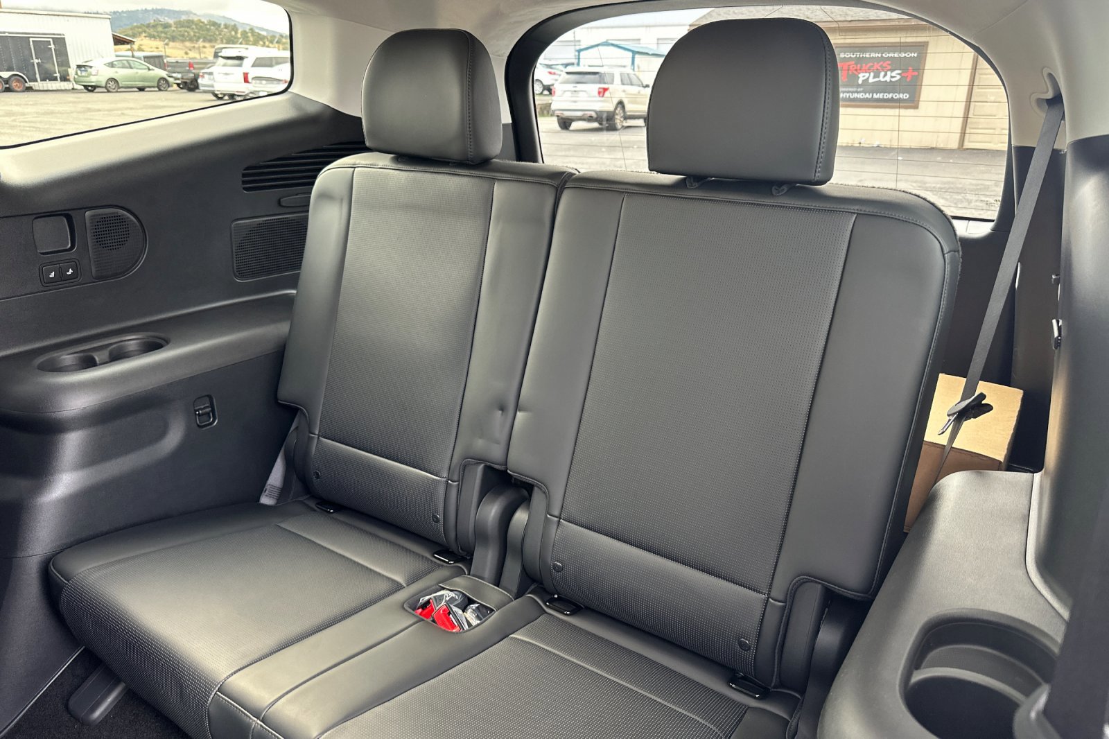 New 2026 Hyundai Ioniq 9 Calligraphy image 15