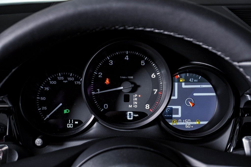 New 2026 Porsche Macan image 21