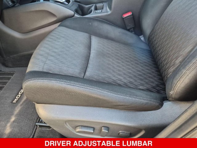 Used 2017 Nissan Rogue SV AWD/4WD image 15