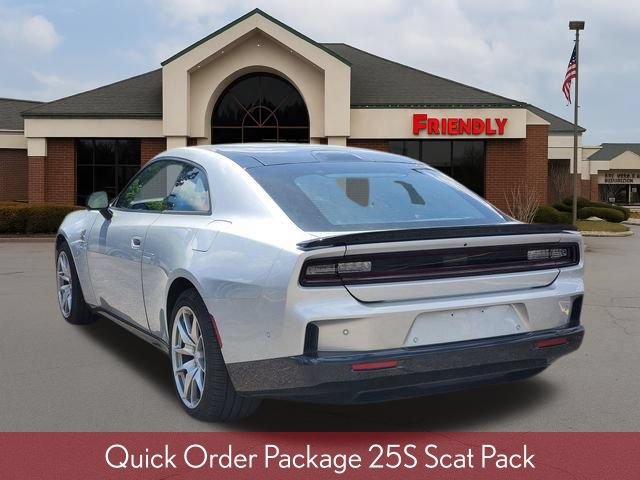 Used 2024 Dodge Charger Daytona Scat Pack w/ Plus Group AWD/4WD image 3