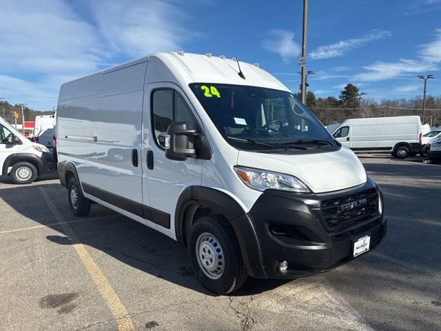 Used 2025 RAM ProMaster 2500 w/ Convenience Group image 1