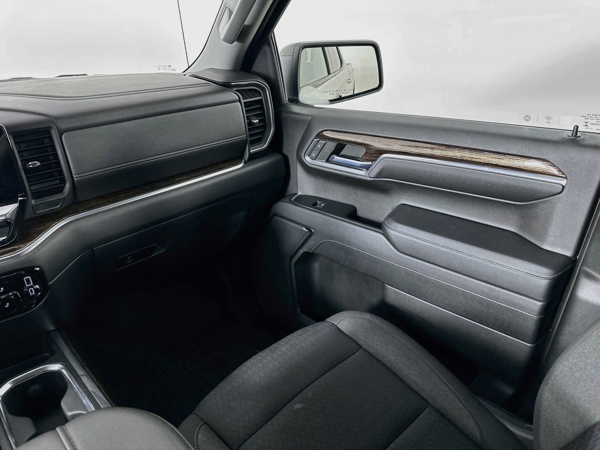 Used 2023 GMC Sierra 1500 Elevation AWD/4WD image 28