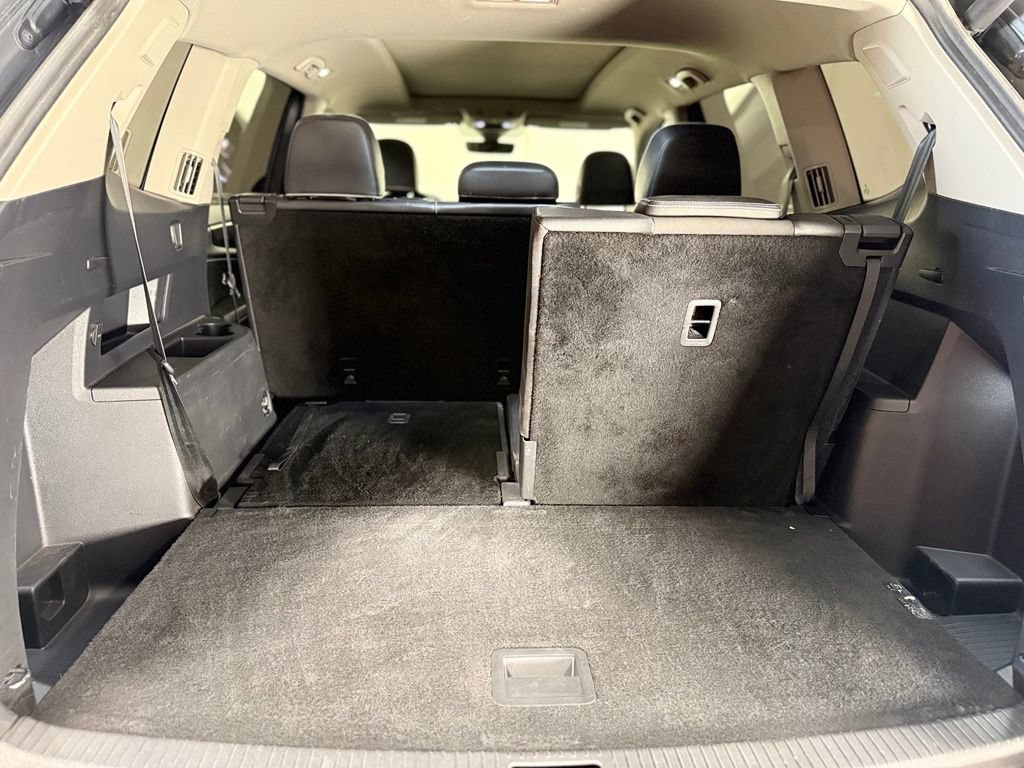 Used 2024 Volkswagen Atlas SEL Premium R-Line AWD/4WD image 24