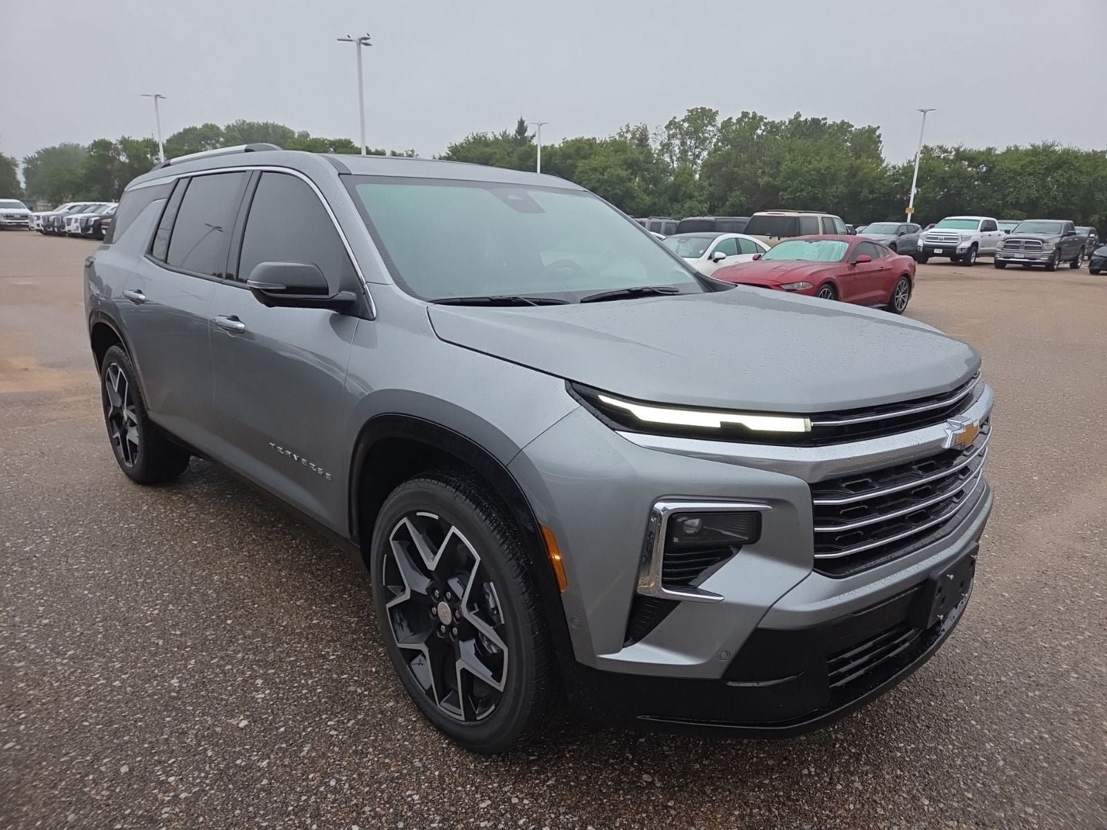 Used 2026 Chevrolet Traverse High Country AWD/4WD image 6
