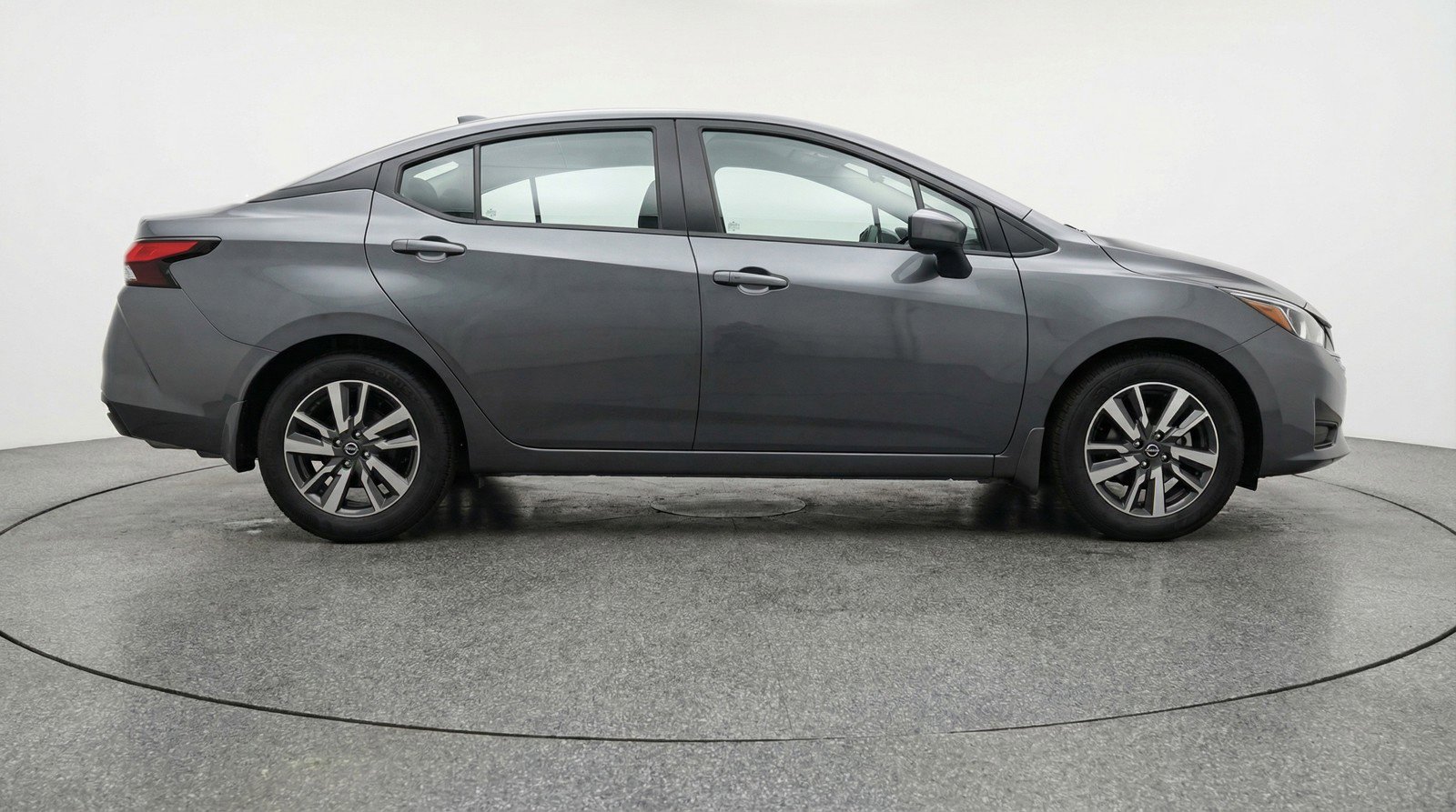 Used 2025 Nissan Versa SV FWD image 11