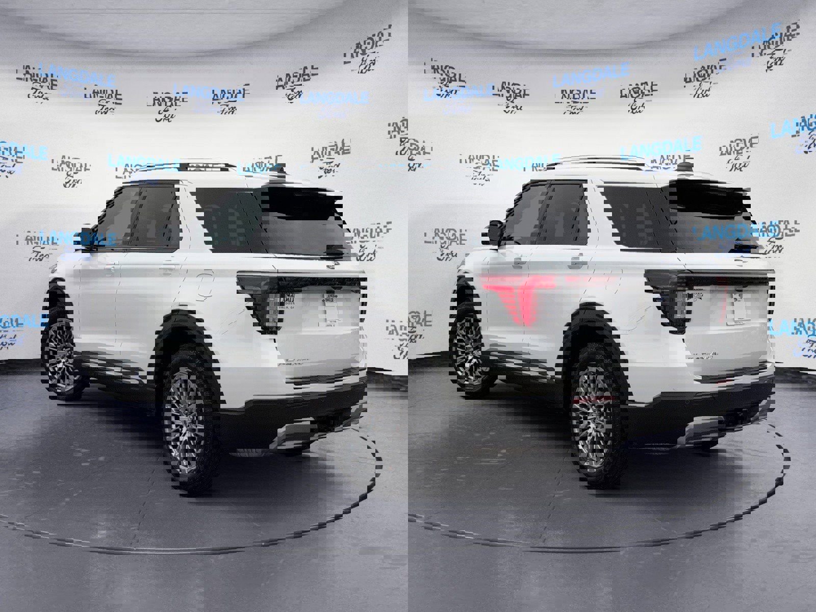 New 2026 Ford Explorer Platinum image 9