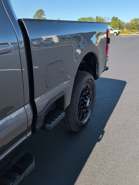 New 2026 Ford F250 4x4 Crew Cab Super Duty image 13