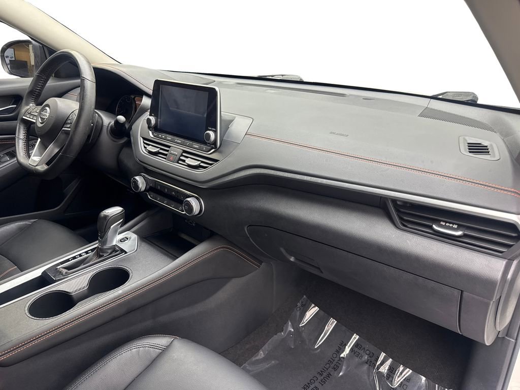 Used 2022 Nissan Altima 2.0 SR FWD image 52