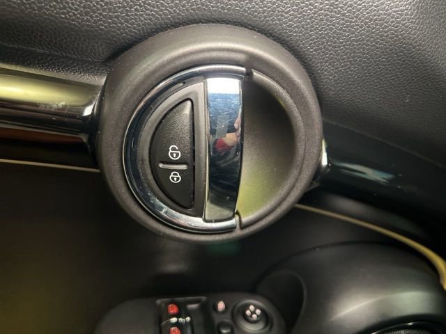 Used 2018 MINI Cooper S image 45