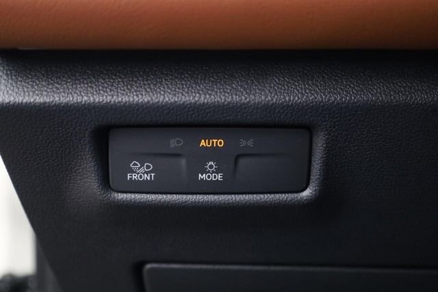 New 2026 Volkswagen Tiguan SEL R-Line image 13