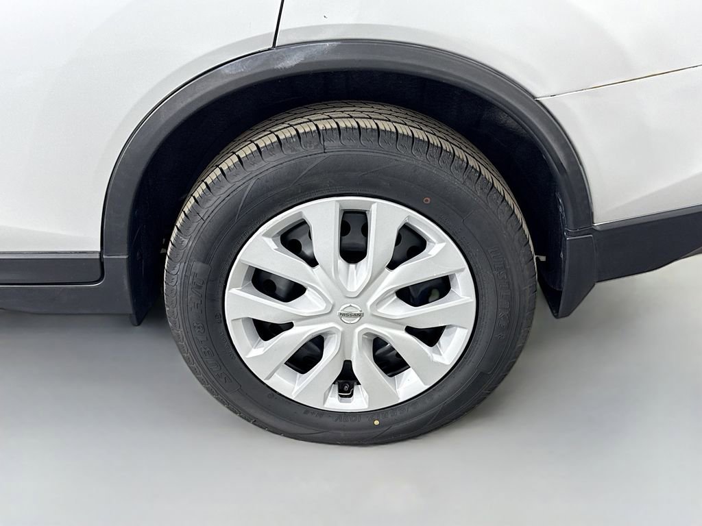 Used 2016 Nissan Rogue S image 37