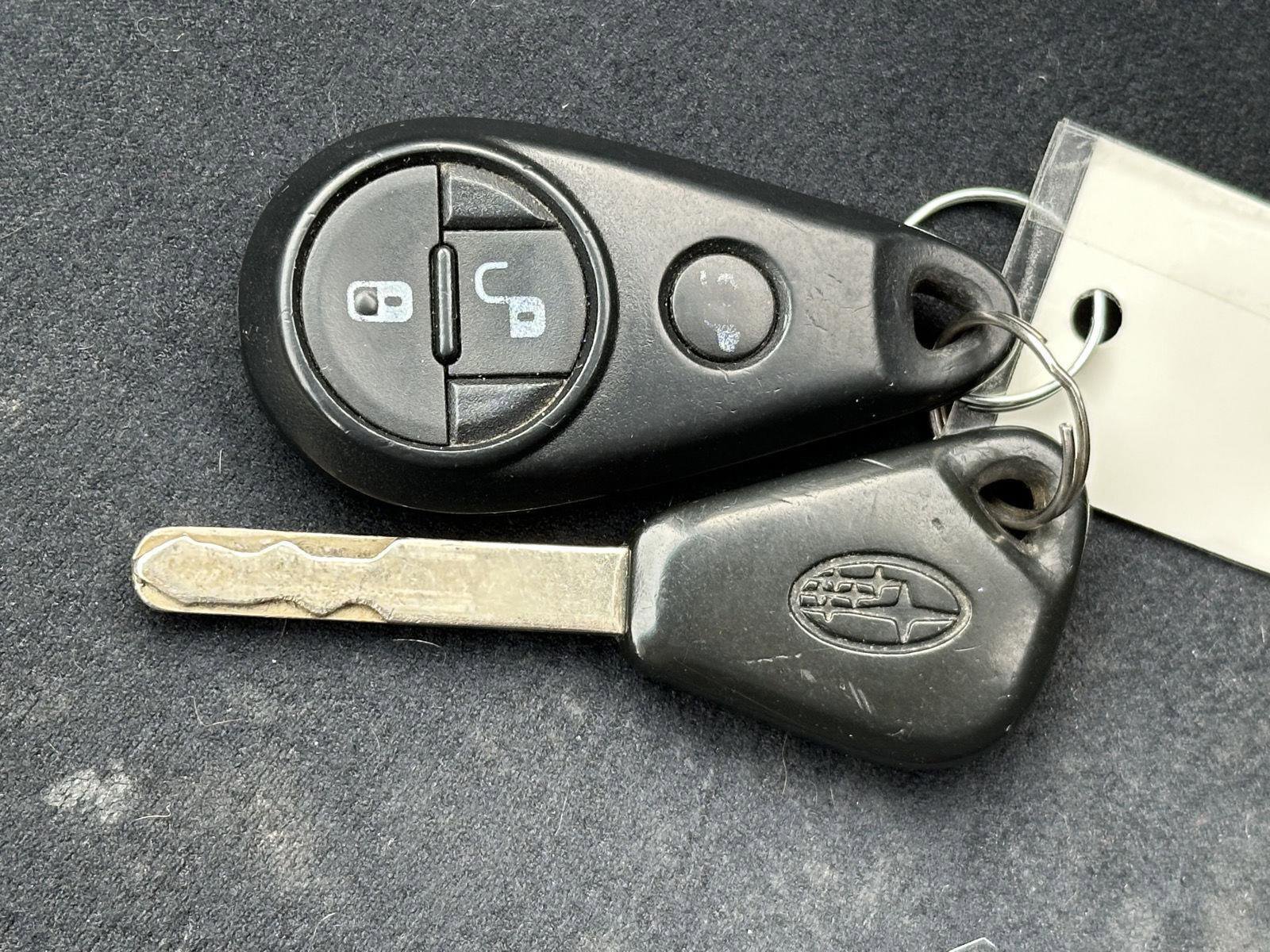 Used 2010 Subaru Impreza 2.5i Premium image 14